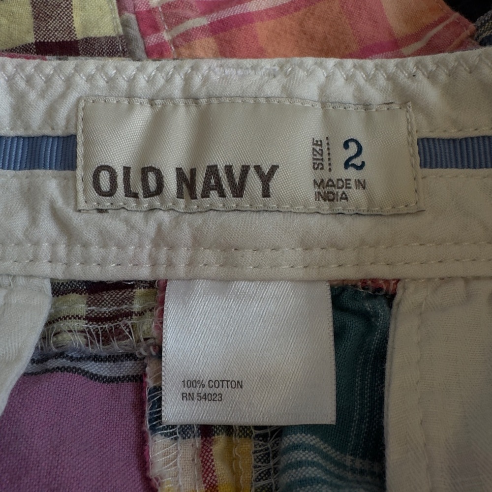 OLD NAVY Vintage Y2K Pink Madres Patchwork Plaid Mini Skirt
Size 2 - Picture 4 of 4